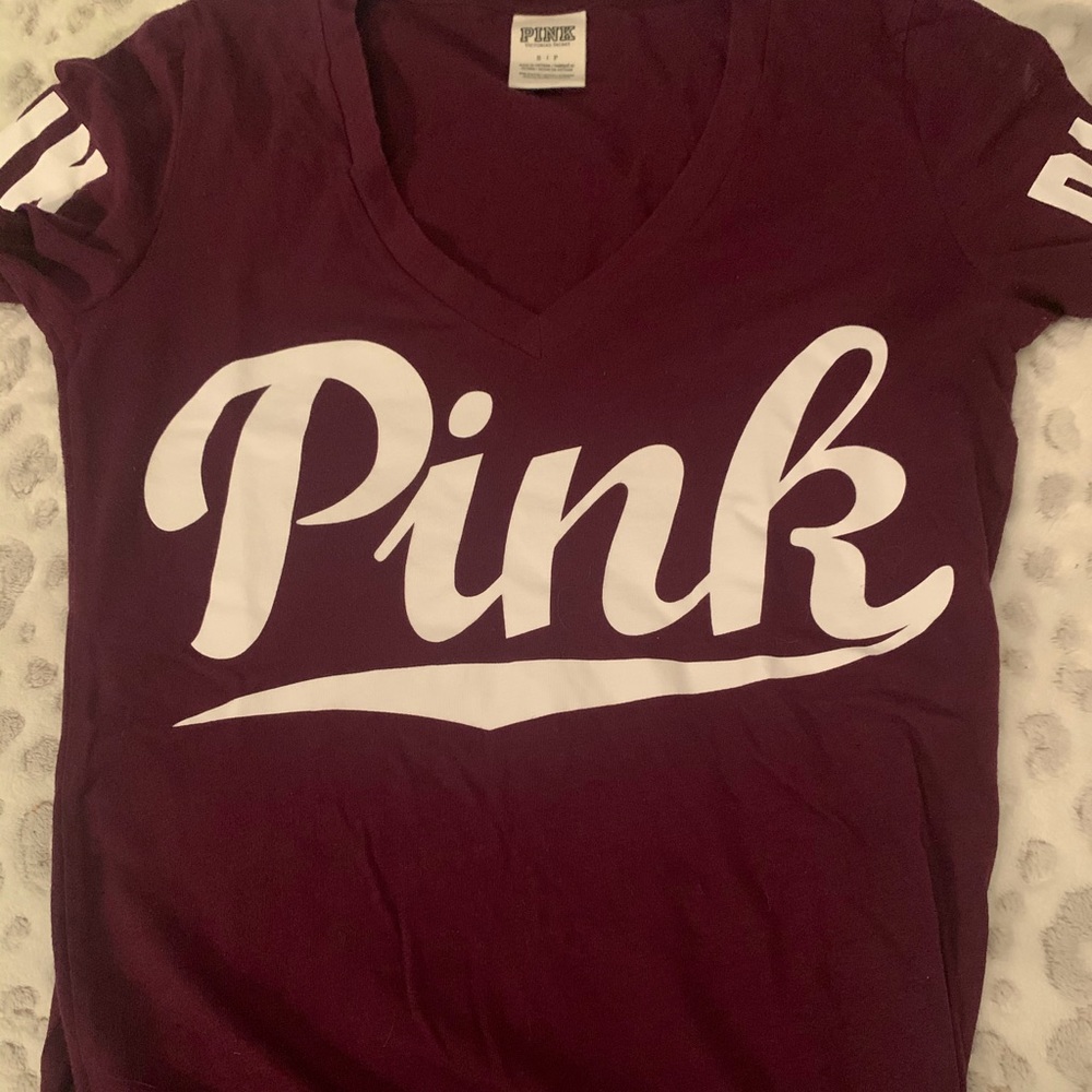 PINK-Victoria Secrete maroon t-shirt